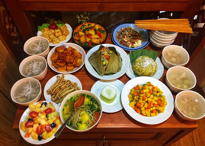 Tại sao phải ăn chay ngày tết